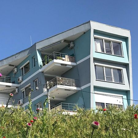 Апартаменты Apartament Costinesti Vedere Epava Экстерьер фото